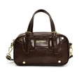 Bolso de mano marrón oscuro con correas decorativas y correa ajustable en metal dorado - Marrón