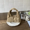 Khaki Wildlederimitat-Einkaufstasche mit Schleifen-Kordelzug und Silberperlen - Khaki