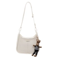 Bolso de hombro blanco de media luna con correa ajustable y un tierno colgante de conejo - Blanco Con Colgante