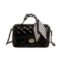 Sac bandoulière en cuir noir matelassé avec fermoir doré et foulard décoratif - Noir