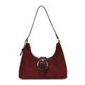 Bolso hobo creciente de gamuza burdeos vintage con hebilla metálica y detalles plateados - Rojo