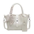 Sac seau blanc perle élégant avec foulard sur la poignée et serrure dorée chic - Argent