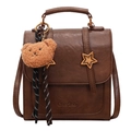 Bruine retro PU-leren rugzak met stergespen en een pluche beer sleutelhanger - Bruin