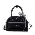 Bolso retro de ante negro con lazo y cinta decorativa de cuadros blancos y negros - Negro