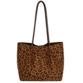 Bolso tote grande de ante con estampado de leopardo y correas de cuero marrón - Estampado de leopardo