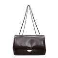 Borsa tote retrò in pelle cerata marrone scuro con tracolla a catena e chiusura in metallo - caffè