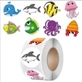 Rolle mit Cartoon Meerestier-Aufklebern mit Hai, Wal und Oktopus Motiven - Meerestiere Serie (ZE19) / 1 Zoll (2.5cm)
