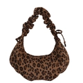 Hobo-Tasche mit Leopardenmuster, Scrunchie-Griff und Wildlederoptik für Damen - Braun