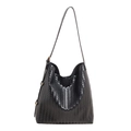 Schwarze gewebte Hobo-Schultertasche mit Intrecciato-Muster und verstellbarem Riemen - Schwarz