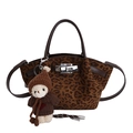 Sac à main chic à motif léopard avec pendentif ours en peluche et fermoir pivotant argent - Sans Pendentif / Imprimé léopard