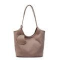 Borsa tote in camoscio tortora con doppie tracolle e ciondolo a forma di luna - Cachi