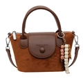 Bolso tipo cubo vintage marrón en contraste patchwork con cuentas de madera decorativas - Marrón