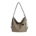 Mochila versátil de nailon caqui para mujer con gran capacidad y tejido impermeable - Verde