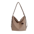 Mochila versátil de nailon caqui impermeable con correas ajustables y bolsillos - Caqui