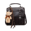 Dunkelbrauner Wildleder-Rucksack mit Vintage-Schnallen und süßem Bärenanhänger - Kaffeebraun
