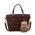 Braune Wildleder-Beuteltasche mit GF-Steppmuster und Plüschhund-Anhänger - Mit Anhänger / Kaffeebraun
