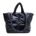 Grote zwarte gewatteerde puffer shopper van glanzend nylon met veel ruimte - Blauw