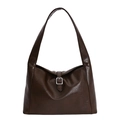 Dunkelbraune Crescent-Schultertasche aus glänzendem Ölwachs-Leder mit Schnalle - Braun
