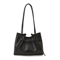 Bolso tote de cuero suave negro con elegante diseño de cordón ajustable y pliegues - Negro