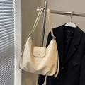 Borsa hobo tote retrò in pelle PU bianco crema con tracolla regolabile appesa - Bianco Senza Pendente