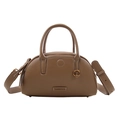 Borsa Boston in pelle martellata marrone con manici rotondi e cuciture rifinite - Color Tè al Latte