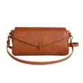 Sac bandoulière en cuir marron avec boucle en métal vintage et surpiqûres blanches - Couleur caramel