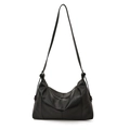 Borsa hobo classica in morbida pelle nera con design minimalista e tracolla lunga - Nero