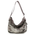 Große Canvas-Umhängetasche mit grauem Camouflage-Muster und verstellbarem Schultergurt - Camo Grau