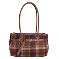 Dettaglio del tessuto in lana scozzese vintage e manici in pelle marrone della borsa tote - Quadri Marroni