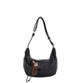 Borsa a tracolla a mezzaluna nera in pelle opaca con dettaglio ciondolo intrecciato - Con Ciondolo / Nero