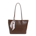 Bolso tote de cuero marrón oscuro con asas largas y un pañuelo de seda decorativo floral - café