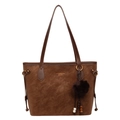 Bolso tote marrón oscuro de piel sintética con logo dorado y colgante de cuentas - Con Colgante / Marrón