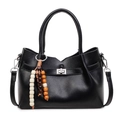 Borsa a tracolla quadrata in pelle nera con nappa di perline in legno e chiusura a scatto - Con Ciondolo / Nero