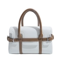 Elegante weiße Handtasche aus genarbtem Leder mit braunen Griffen und Schnallendetail - Weiß