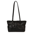 Minimalistische schwarze Totebag mit Metallösen-Riemen und Silberschnallen vor weißem Grund - Schwarz