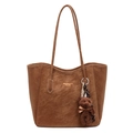 Borsa tote in camoscio testa di moro con scritte dorate e ciondolo orsetto plush - Con Ciondolo / Marrone