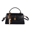 Sac à main noir avec texture huilée et pendentif décoratif en perles de bois vintage - Cuir PU Noir