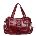 Borsa bowling bordeaux in finta pelle con allacciatura decorativa e rivetti argentati - Borgogna