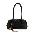 Borsa sottobraccio nera opaca retrò con cuciture a contrasto e ciondolo etnico - Con Ornamento / Nero