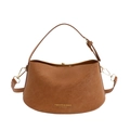 Bolso bandolera chic de cuero marrón para mujer con detalles de logo dorado - Marrón