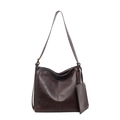 Sac fourre-tout marron foncé avec petit porte-monnaie assorti et bandoulière fixe - café