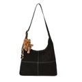 Schwarze Retro-Hobo-Tasche aus Wildleder mit Kontrastnähten und Teddybär-Anhänger - Mit Anhänger / Schwarz