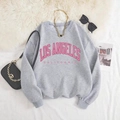 Flachbild eines grauen Sweatshirts mit rosa Los Angeles-Text auf weißem Teppich - M / Hellgrau (Dünn)