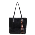 Femme sac cabas patchwork en daim noir grande capacite sac epaule avec pendentif ours. - Avec Pendentif / Noir