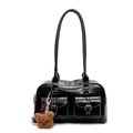 Borsa bowling nera con cuciture bianche a contrasto e ciondolo a forma di orso - Con Ciondolo / Nero