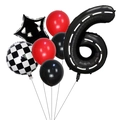 Set palloncini numero 6 tema corse con trama a scacchi e palloncini rossi - Stile Numero 6
