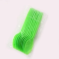 Set of 10 disposable green plastic spoons for farm cow themed birthday party tableware - Green Spoon