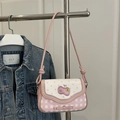 Borsa a tracolla rosa e bianca a quadretti con patch ciliegia e fiocco in ecopelle - Rosa Sakura