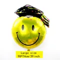 Grande palloncino di laurea sorridente con tocco nero e decorazioni a stelle colorate - Grande Smiley di Laurea Cappello Nero