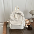Mini sac à dos en velours côtelé blanc cassé avec nœud tressé et étiquette fashion - Blanc